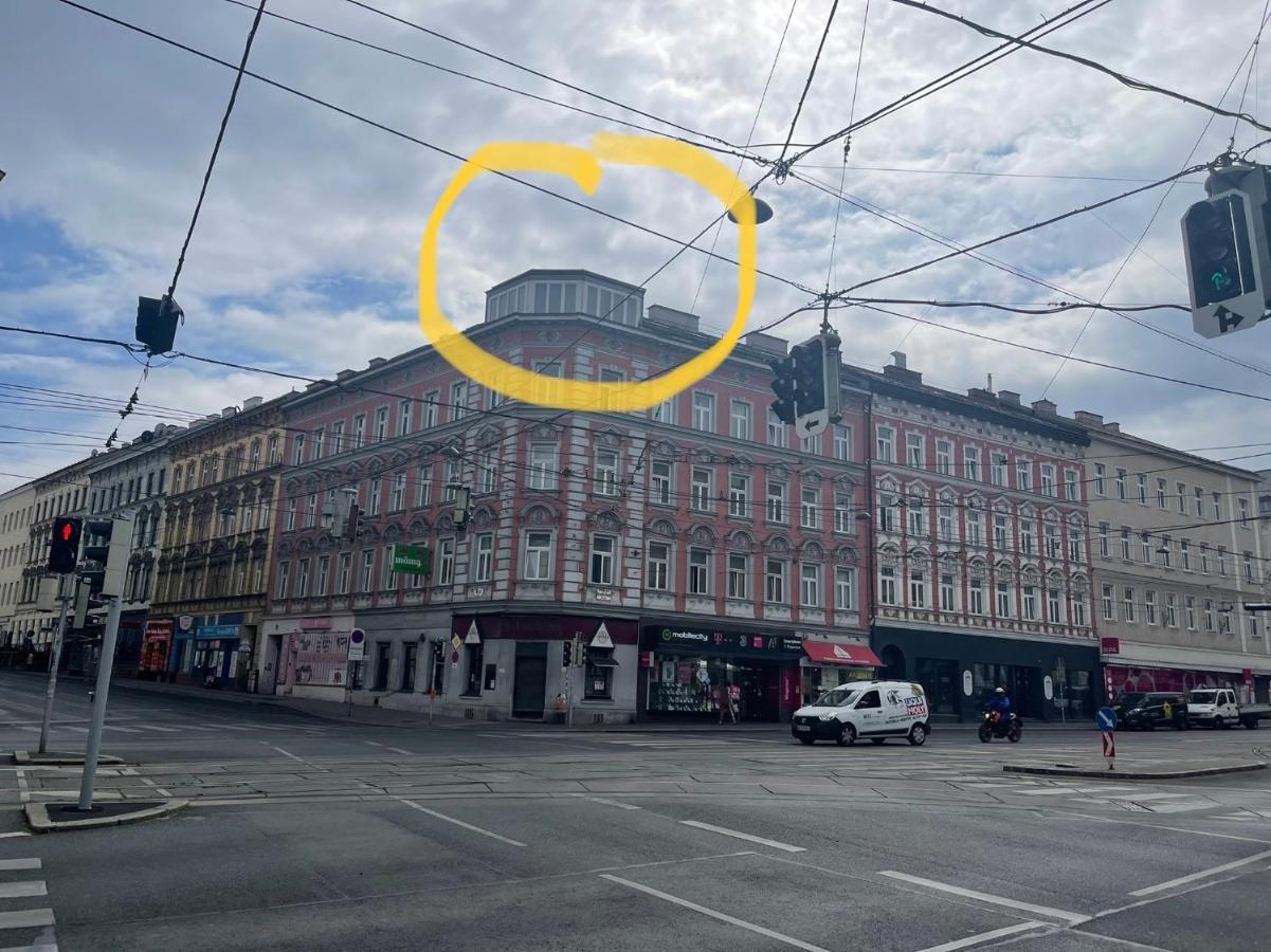 Gesamte Unterkunft Ueber Den Daechern Wiens Exterior foto